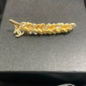 Chanel Wheat Ear Brooch Probe Brooch